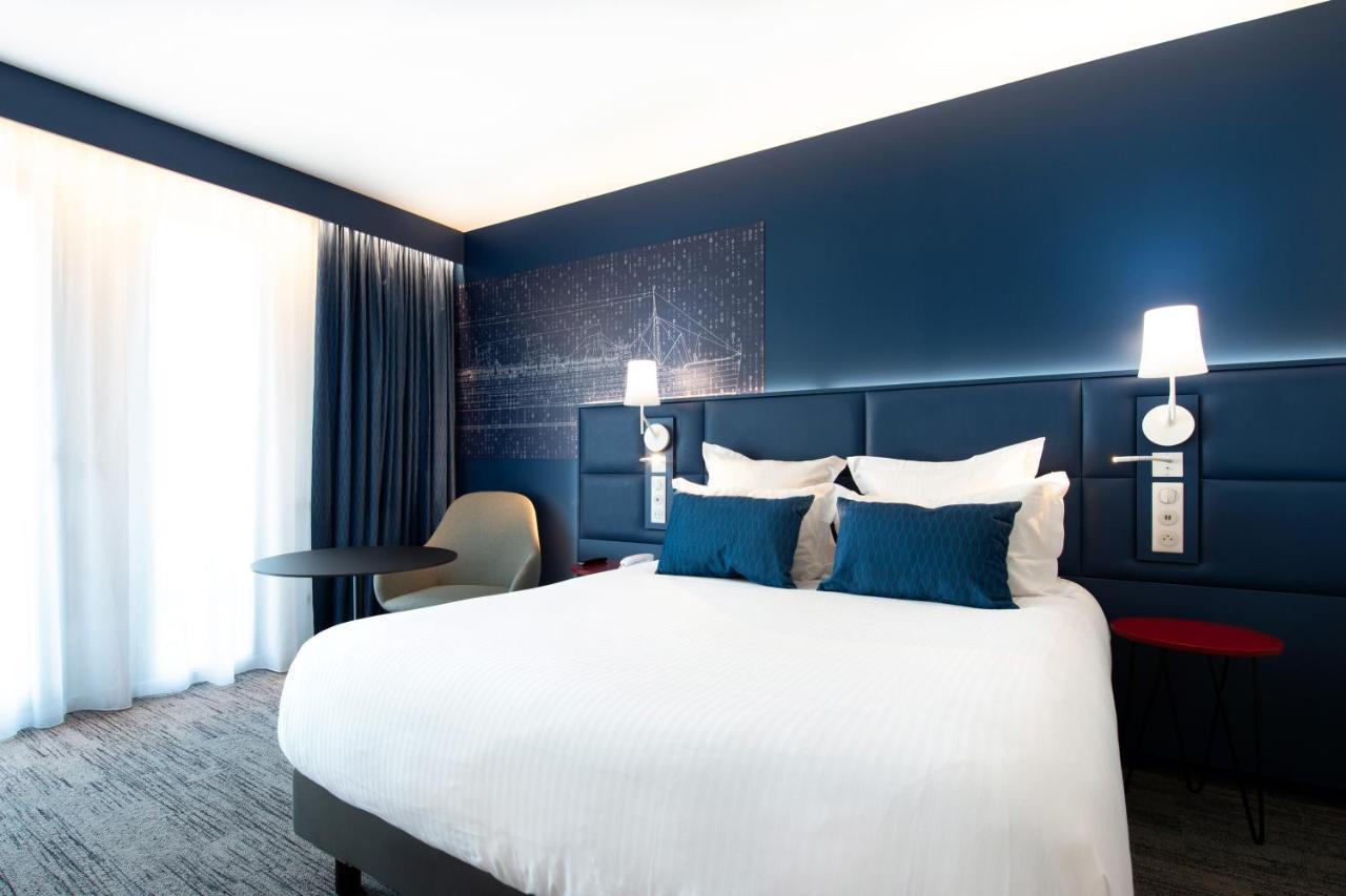 Hotel Mercure Toulon La Seyne-Sur-Mer Bagian luar foto