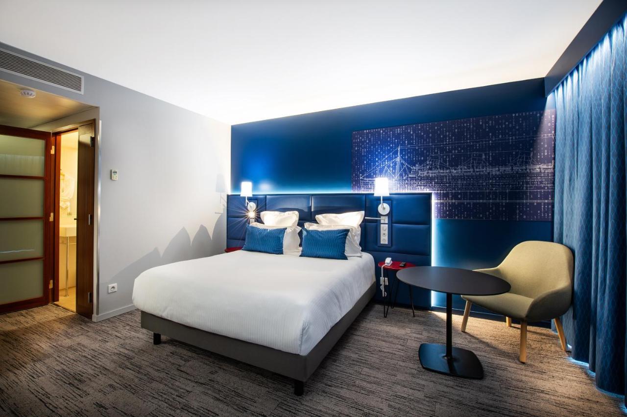 Hotel Mercure Toulon La Seyne-Sur-Mer Bagian luar foto